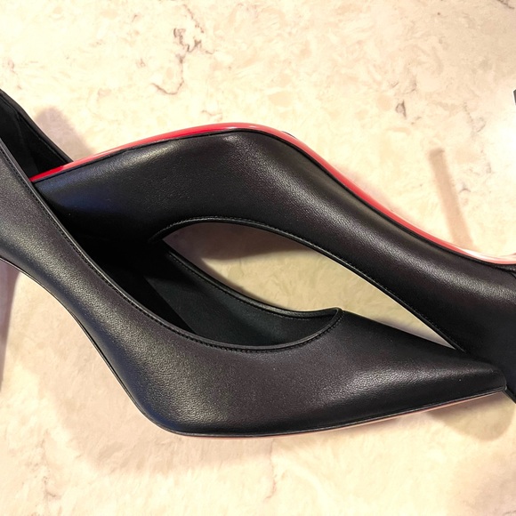 Christian Louboutin Black Heels Classic Stiletto Pumps - Picture 5 of 9